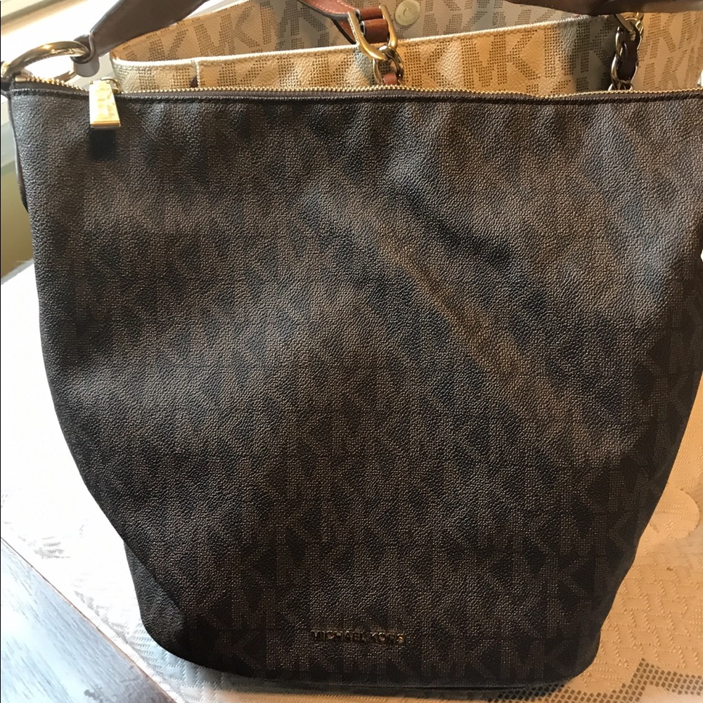 Authentic MK purse